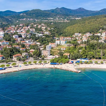 Сasa de vacaciones Amazing In With Outdoor Swimming Pool Ičići